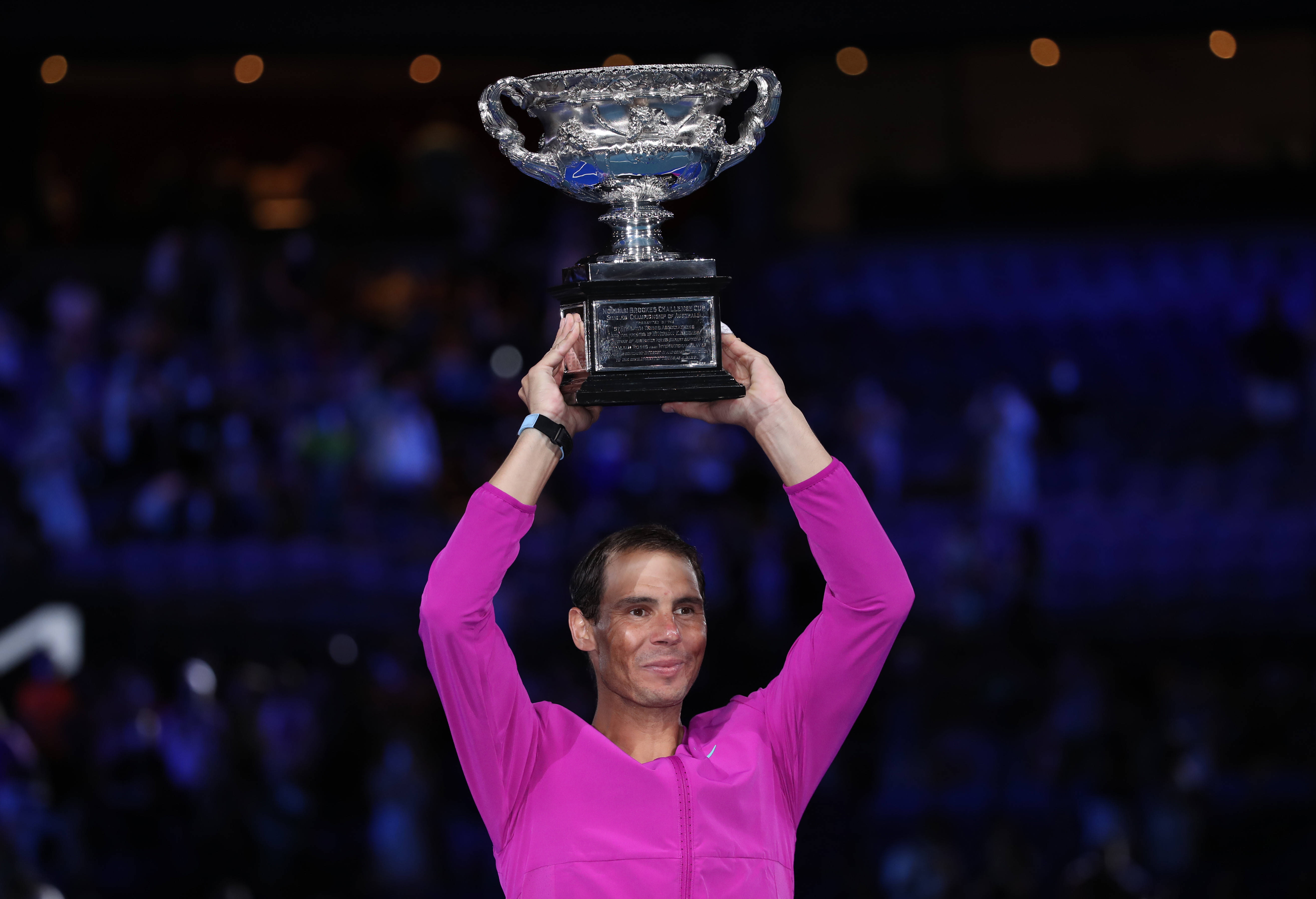 年终总决赛逆转戴维斯杯,纳达尔高光表现 年终总决赛逆转戴维斯杯,纳达尔高光表现